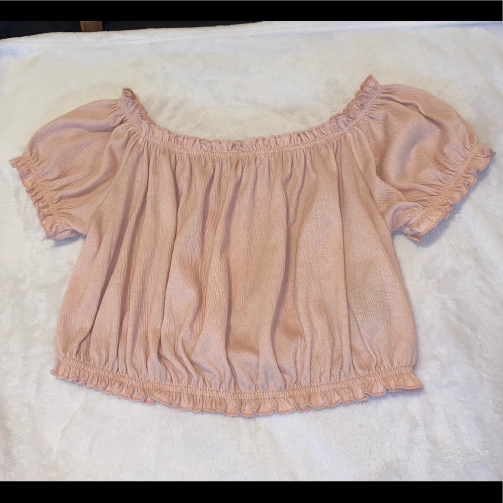 Off the shoulder crop top/blouse